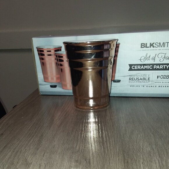 (4pc) Solo- style Ceramic Rose Gold Metallic Party Cups New In Box - Picture 3 of 3